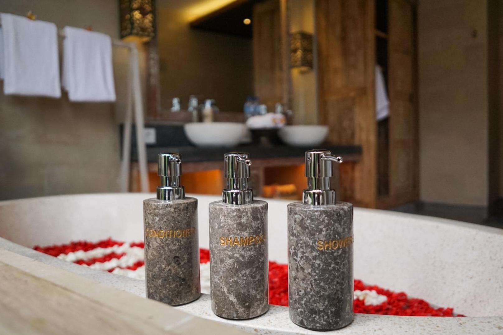 Happy Honeymoon Private Villa Ubud  Bagian luar foto