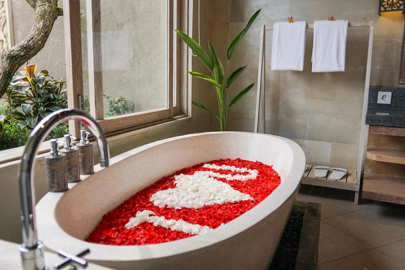Happy Honeymoon Private Villa Ubud  Bagian luar foto